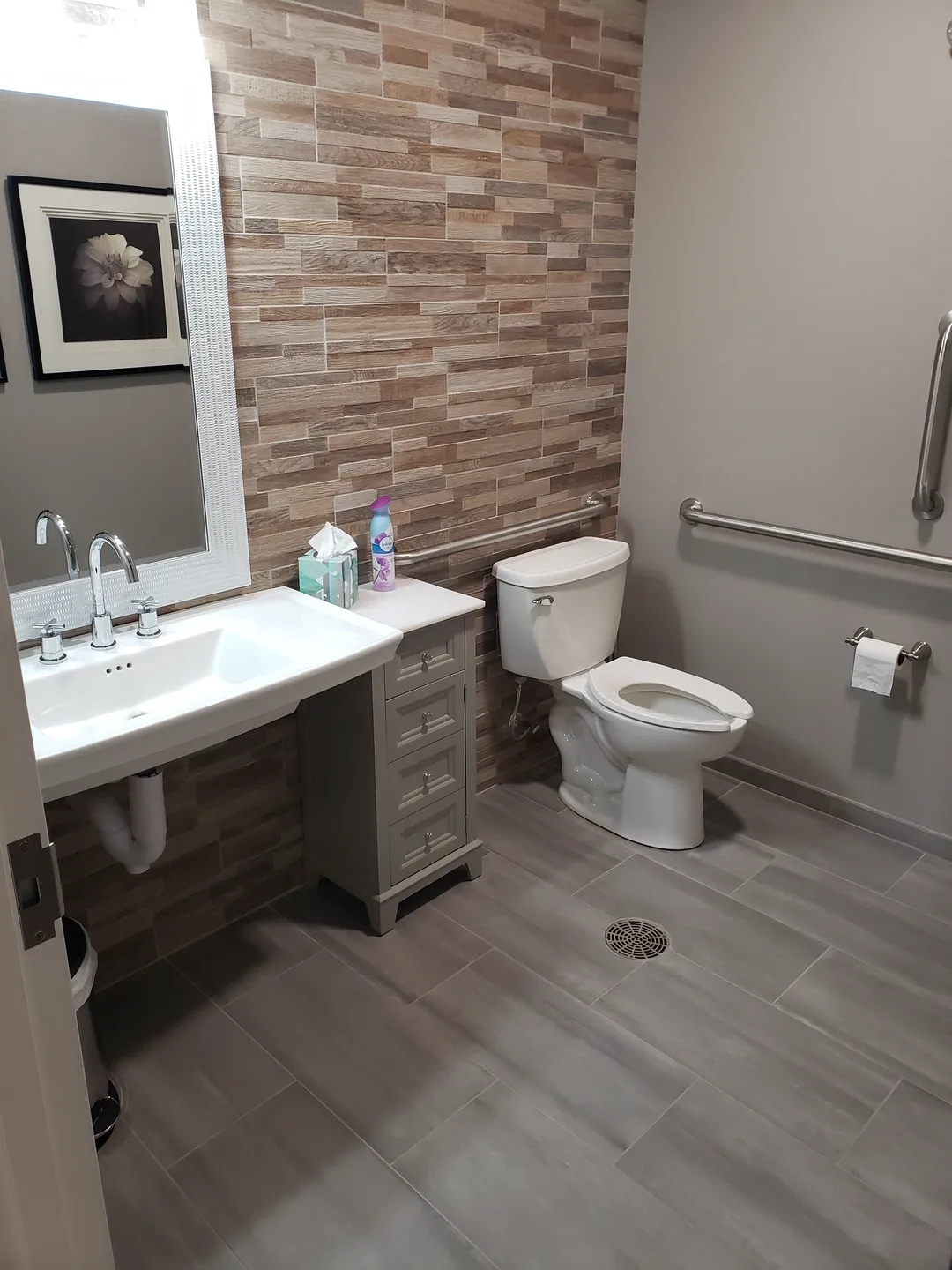 gray bathroom floor tiles